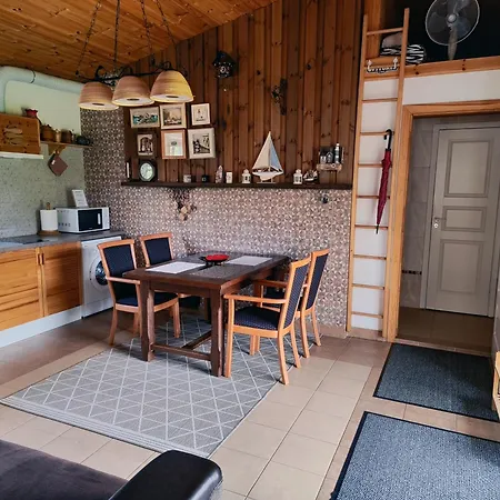 Kontininku Namelis Дом отдыха *